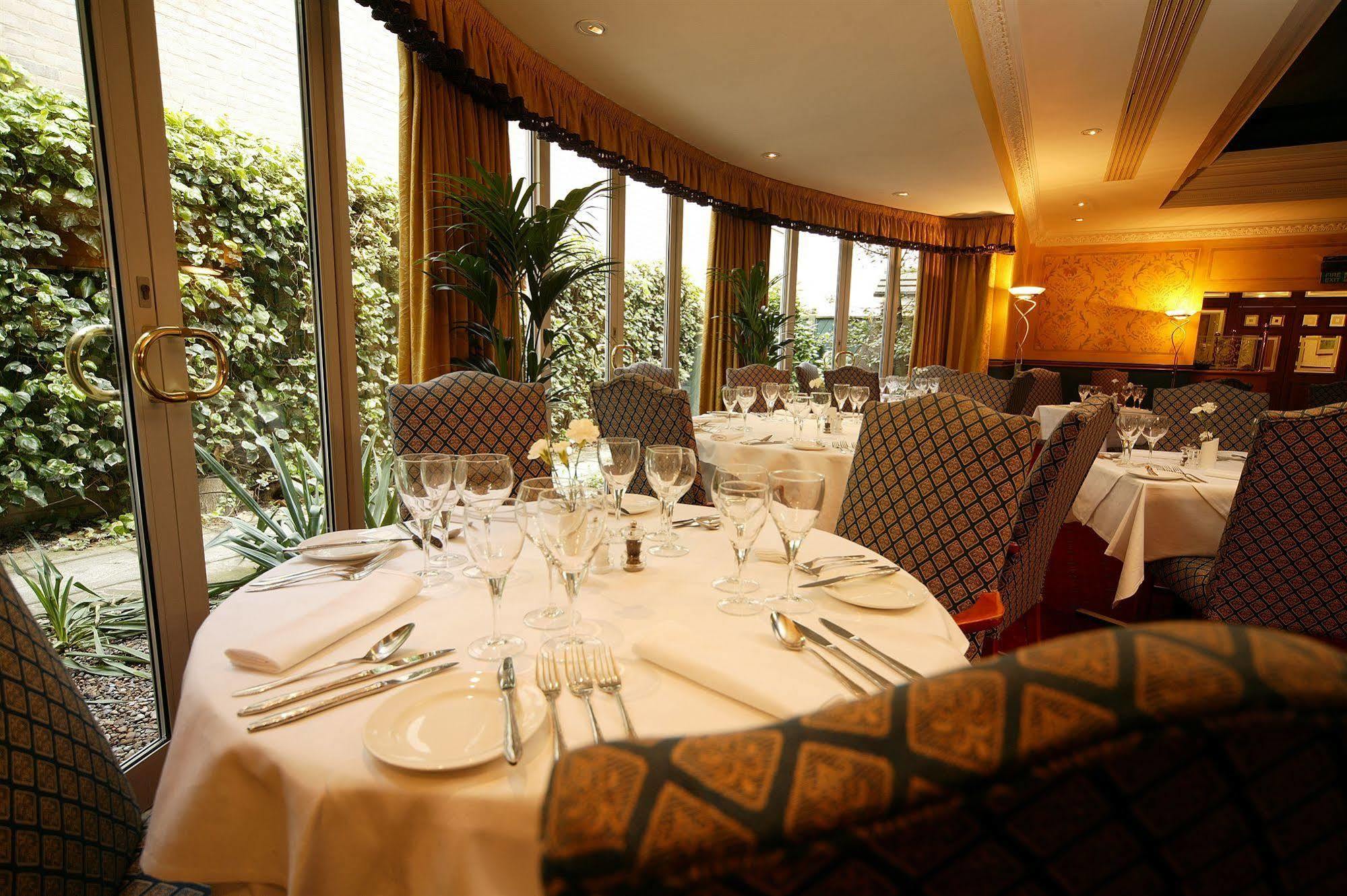 Mercure York Fairfield Manor Hotel Exteriér fotografie